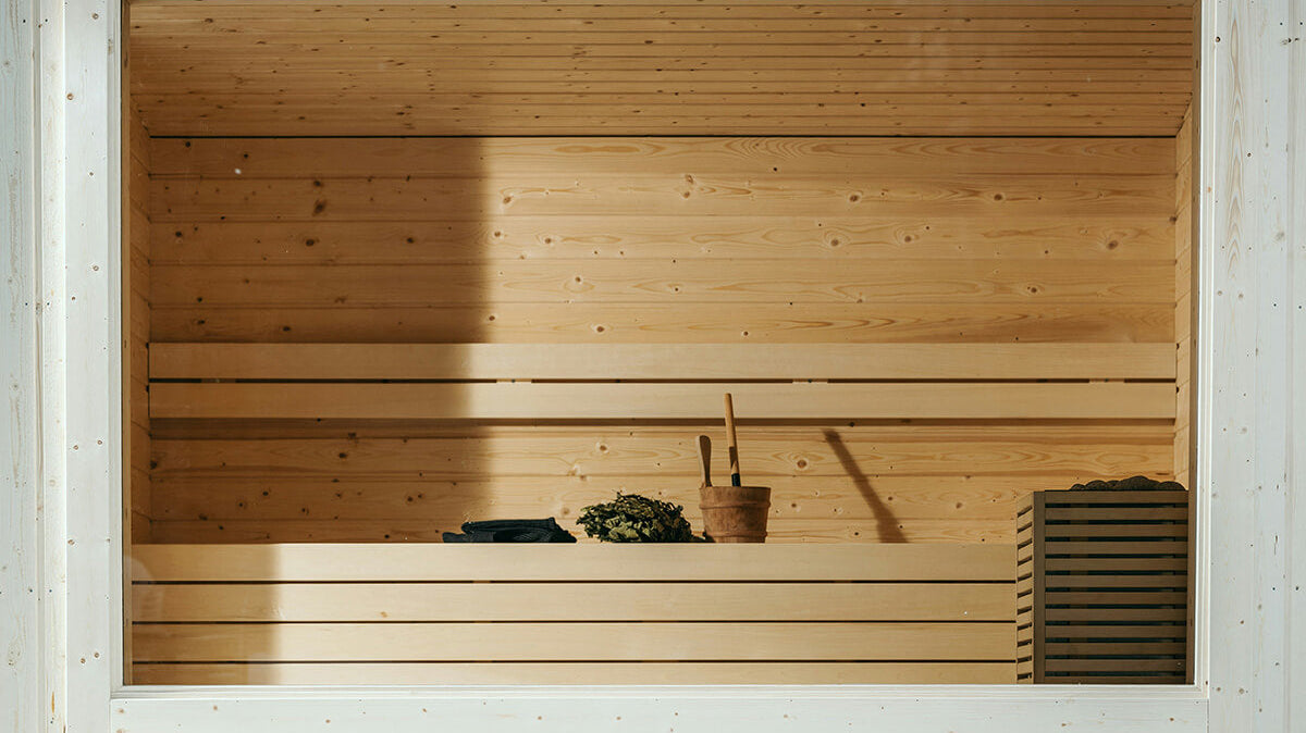 Is the Sauna Healthy for You? An Ayurvedic Perspective on Heat, Healing, and Slow Aging