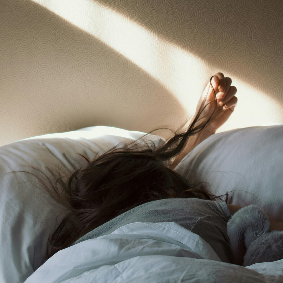Protection and Night Care for Your Hair Type: What Your Hair Does While You Sleep