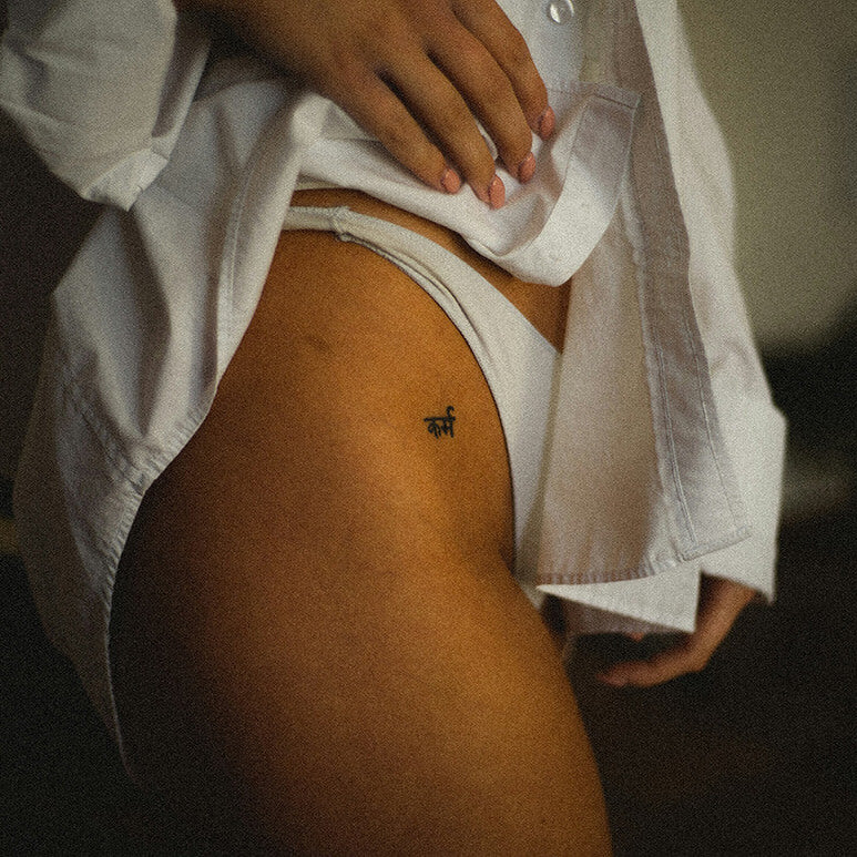 The Ayurvedic Guide to Your Menstrual Cycle: A Monthly Ritual of Beauty, Balance & Renewal